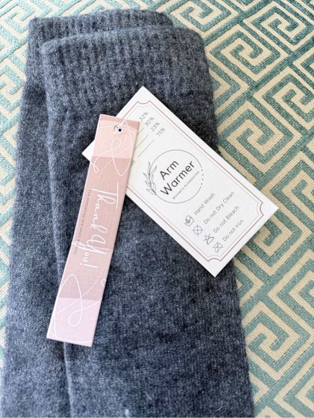 Arm Warmer in Dark Gray by